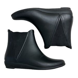 Loeffler Randall matte black ankle rain boots